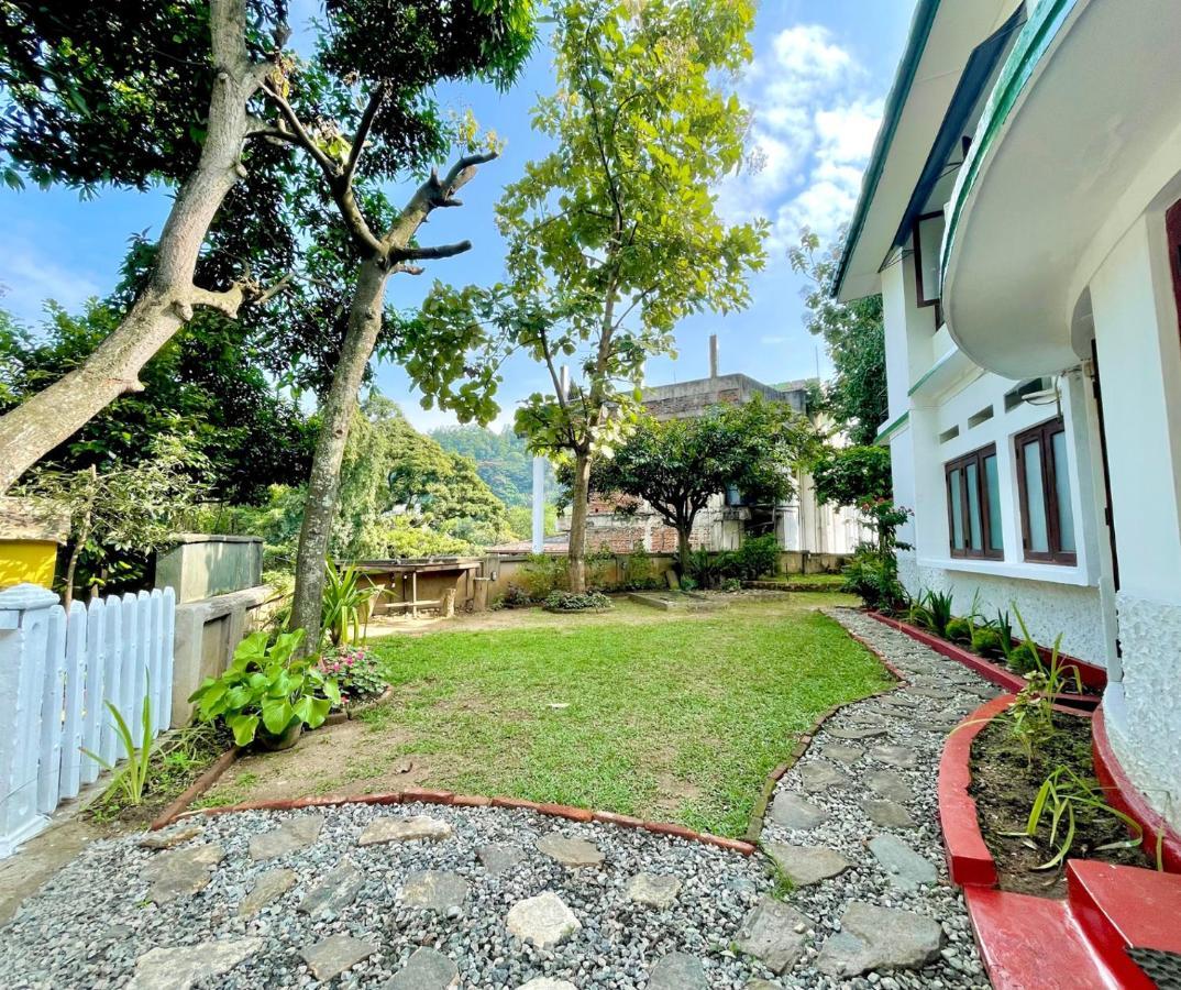 Kandy Boutique Villa By Fortuna Bungalows Exteriér fotografie