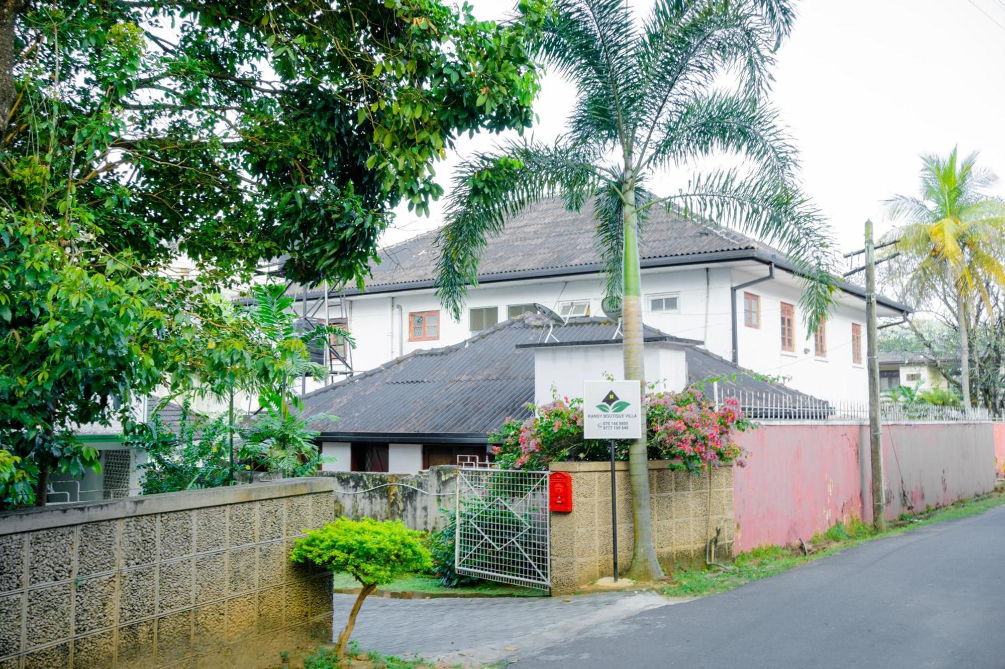 Kandy Boutique Villa By Fortuna Bungalows Exteriér fotografie